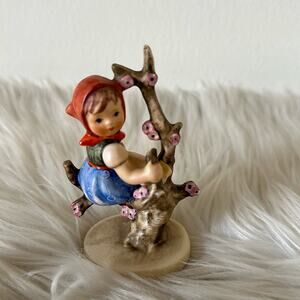 Goebel Hummel | Apple Tree Girl Figurine TMK-3